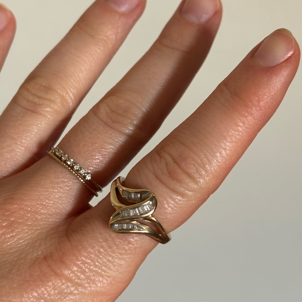 Vintage 10k Gold Wavy Ring with Channel Set Diamonds